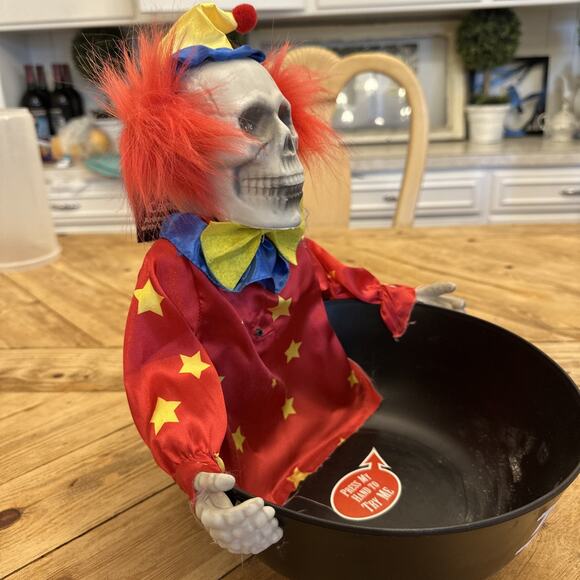 Skeleton Clown Animated Talking Moving Halloween Creepy Trick r Treat Candy Bowl - Picture 6 of 12